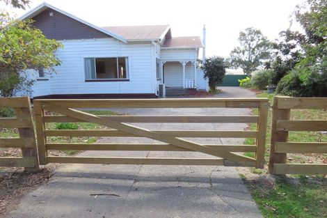 Photo of property in 2035 Maraekakaho Road, Raukawa, Hastings, 4171