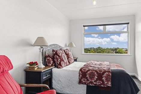 Photo of property in 56 Brois Street, Frankleigh Park, New Plymouth, 4310