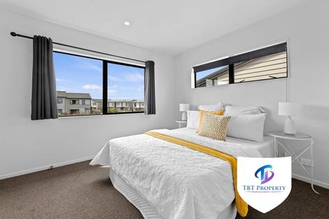 Photo of property in 43 Matawhanga Drive, Wattle Downs, Auckland, 2103