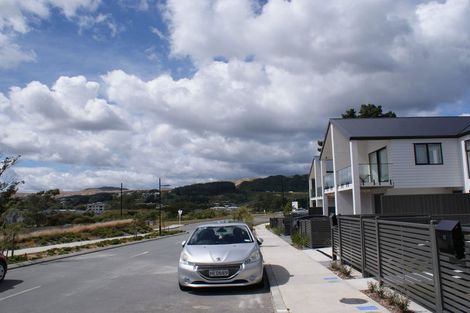 Photo of property in 14 Koreke Close, Kenepuru, Porirua, 5022