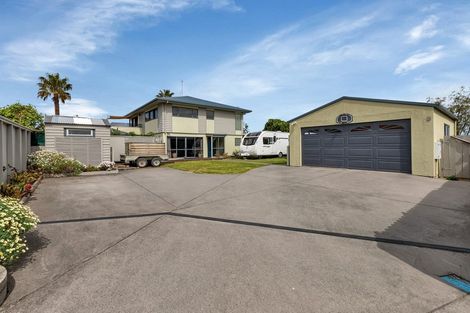 Photo of property in 3 Bermuda Place, One Tree Point, 0118