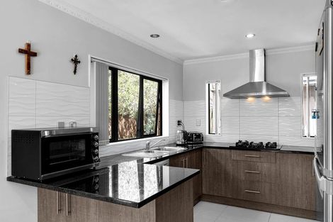 Photo of property in 46c Russell Road, Manurewa, Auckland, 2102