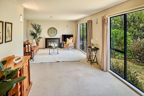 Photo of property in 1/30 Sailmaker Close, Whitby, Porirua, 5024