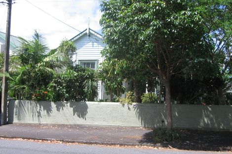 Photo of property in 8 Burgess Road, Devonport, Auckland, 0624
