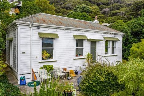 Photo of property in 283a Muritai Road, Eastbourne, Lower Hutt, 5013