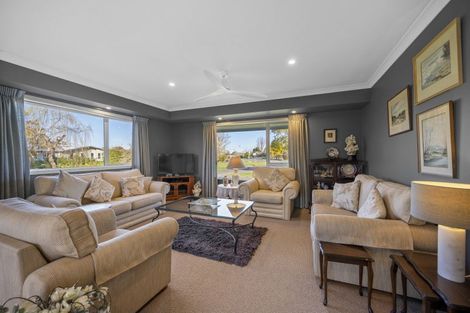 Photo of property in 1 Willow Drive, Taradale, Napier, 4112