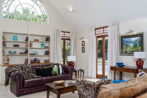 Photo of property in 15 Jellicoe Street, Greytown, 5712