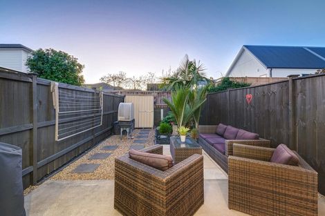 Photo of property in 11 Cambie Avenue, Red Beach, 0932