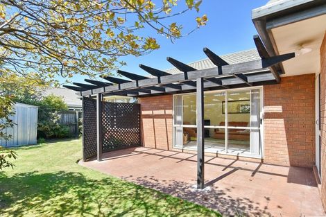 Photo of property in 1/53 Kintyre Drive, Broomfield, Christchurch, 8042