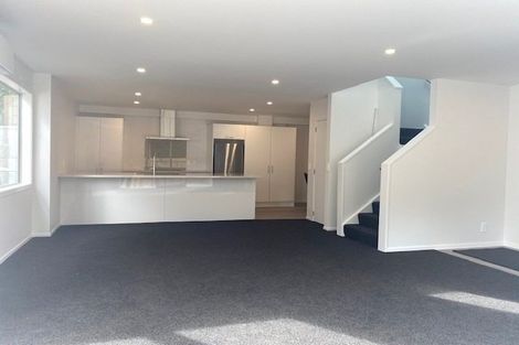 Photo of property in 28b Collins Avenue, Tawa, Wellington, 5028