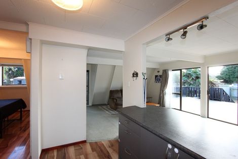 Photo of property in 68 Ngatai Street, Manaia, 4612