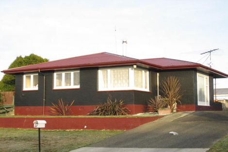 Photo of property in 27 Dumbarton Place, Strathern, Invercargill, 9812