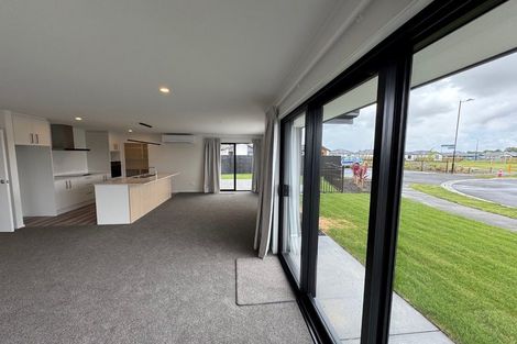 Photo of property in 5 Cabbage Close, Halswell, Christchurch, 8025