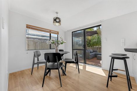 Photo of property in 110a Victoria Street West, Pukekohe, 2120