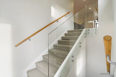 Photo of property in 14 Willowbrook Place, Titirangi, Auckland, 0604