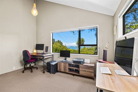 Photo of property in 11 Clinton Road, Tawharanui Peninsula, Warkworth, 0986