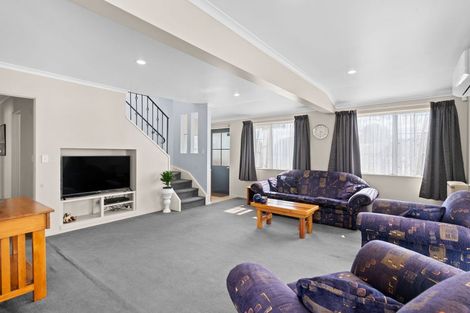 Photo of property in 23 Mews Place, Forest Lake, Hamilton, 3200