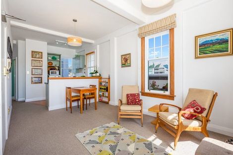 Photo of property in Chatsworth Flats, 6/23 Pirie Street, Mount Victoria, Wellington, 6011