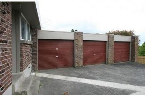 Photo of property in 1/14 Cezanne Place, New Lynn, Auckland, 0600