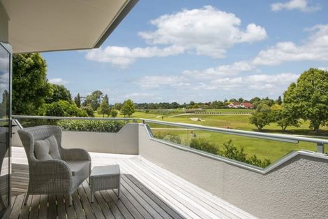 Photo of property in 62 Links View Drive, Omokoroa, 3114