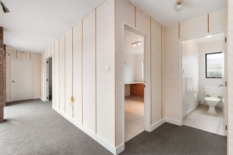 Photo of property in 39 Briarmont Street, Avondale, Christchurch, 8061