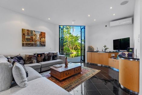 Photo of property in 157 Beach Road, Castor Bay, Auckland, 0620