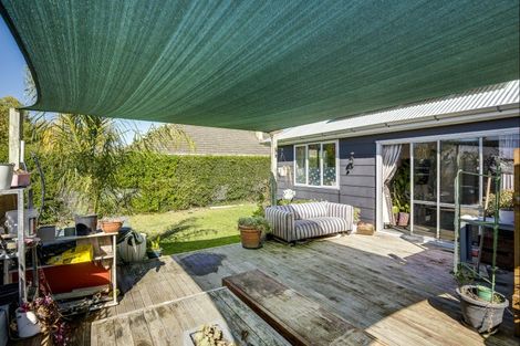 Photo of property in 35 Rutherford Road, Marewa, Napier, 4110