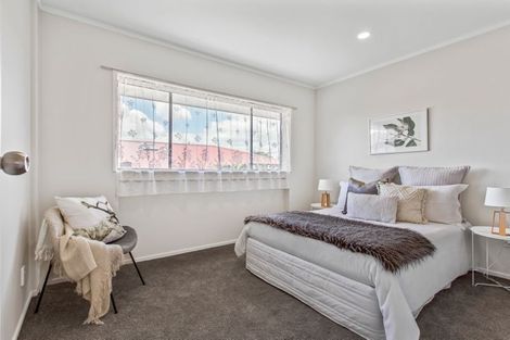 Photo of property in 2/28 Salisbury Road, Birkdale, Auckland, 0626