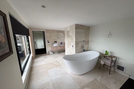 Photo of property in 15a The Strand, Takapuna, Auckland, 0622