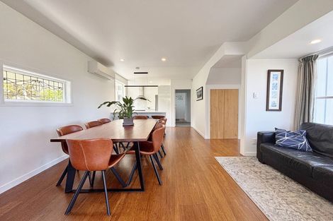 Photo of property in 108 Dyers Pass Road, Cashmere, Christchurch, 8022