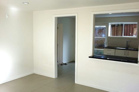 Photo of property in 43 Compton Street, Hillcrest, Auckland, 0627