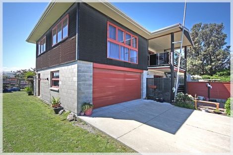 Photo of property in 29a Roore Street, Foxton Beach, Foxton, 4815