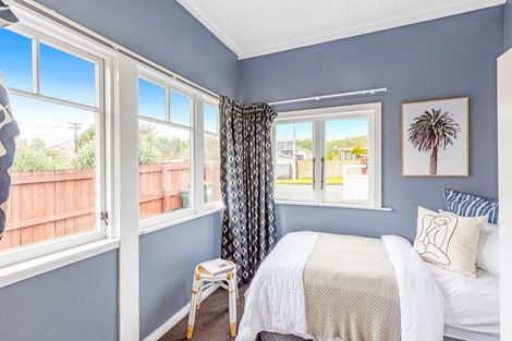 Photo of property in 10 Parakai Street, Paraparaumu, 5032