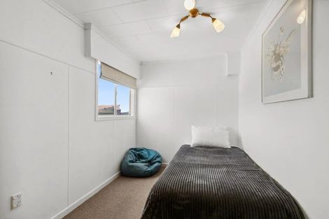 Photo of property in 4 Shearer Drive, Oakura, 4314