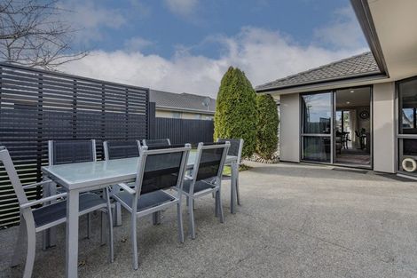 Photo of property in 29 Mataroa Place, Parklands, Christchurch, 8083