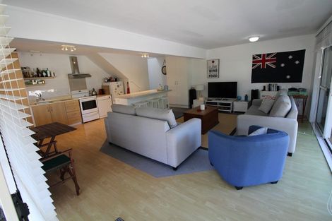 Photo of property in 10 Mack Street, Foxton Beach, Foxton, 4815