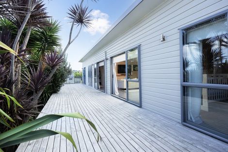 Photo of property in 40 Omana Avenue, Shelly Beach, Helensville, 0874