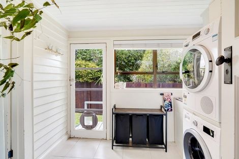 Photo of property in 18a Hinton Avenue, Forest Lake, Hamilton, 3200