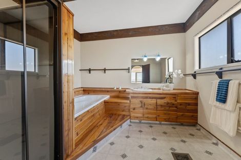 Photo of property in 44 Tireti Road, Titahi Bay, Porirua, 5022