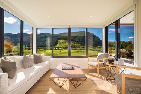 Photo of property in 7 Ogilvie Lane, Arrowtown, 9371