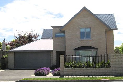 Photo of property in 1a Westburn Terrace, Burnside, Christchurch, 8041