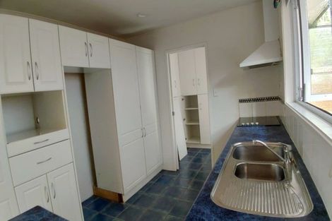 Photo of property in 10 Aralia Road, Sunnynook, Auckland, 0620