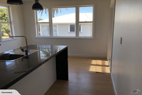 Photo of property in 5 Tainui Street, Castlecliff, Whanganui, 4501