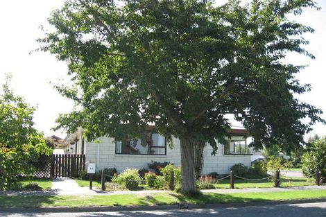 Photo of property in 32 Nixon Street, Tinwald, Ashburton, 7700