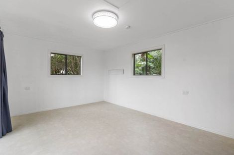 Photo of property in 6 Serjeant Street, Henderson, Auckland, 0612