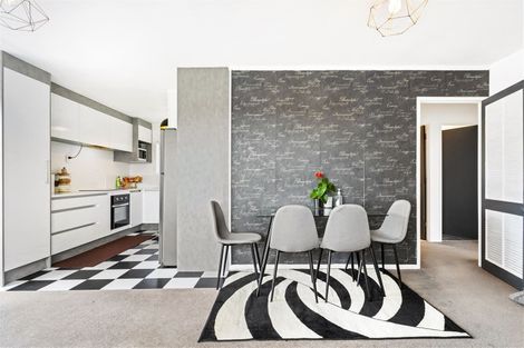 Photo of property in 1/323 Triangle Road, Massey, Auckland, 0614