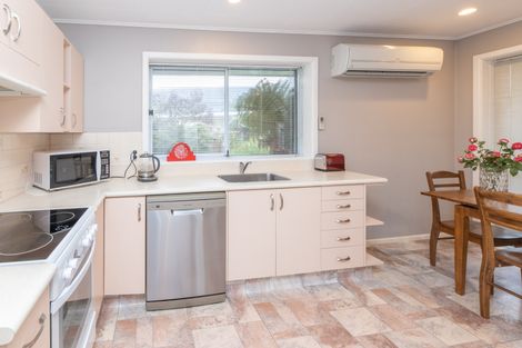 Photo of property in 55 Twyford Street, Bishopdale, Christchurch, 8053