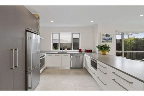 Photo of property in 30 Arthur Rolfe Lane, Swanson, Auckland, 0614