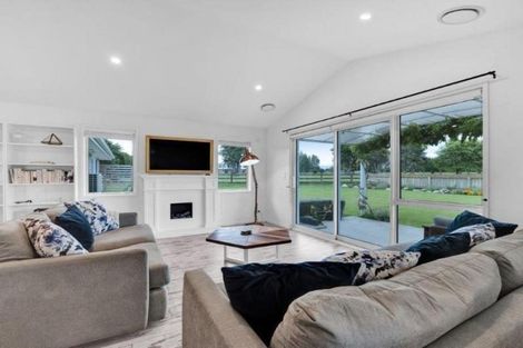 Photo of property in 2 Mercade Close, Stratford, 4332