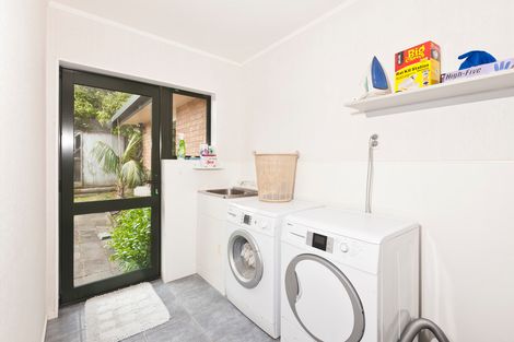 Photo of property in 172 Old Parua Bay Road, Abbey Caves, Whangarei, 0175